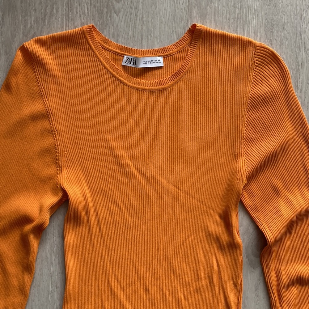 Zara knitted dress with a side slit